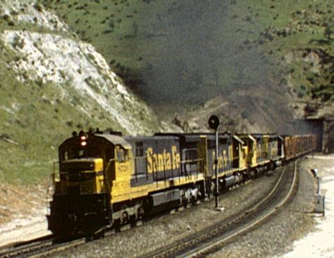 D-144: Tehachapi—The SP and Santa Fe Era